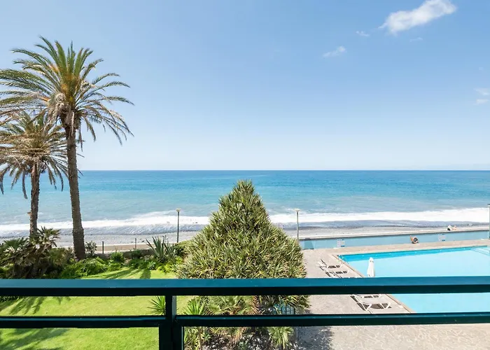 Holiday home Atlantic Edge - Relaxing Beachfront Escape Formosa *