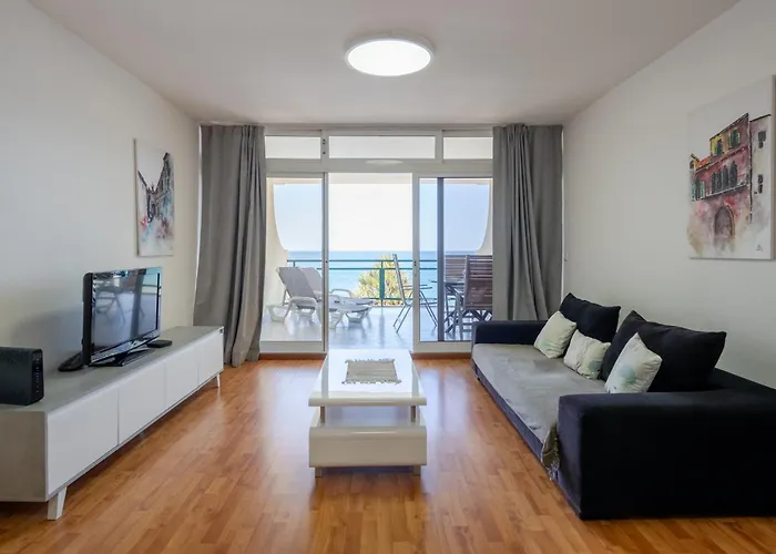 Atlantic Edge - Relaxing Beachfront Escape Formosa Holiday home Funchal (Madeira)