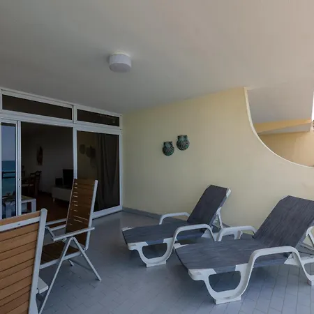 Atlantic Edge - Relaxing Beachfront Escape Formosa Appartement