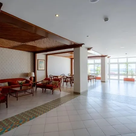 Atlantic Edge - Relaxing Beachfront Escape Formosa * فونشال